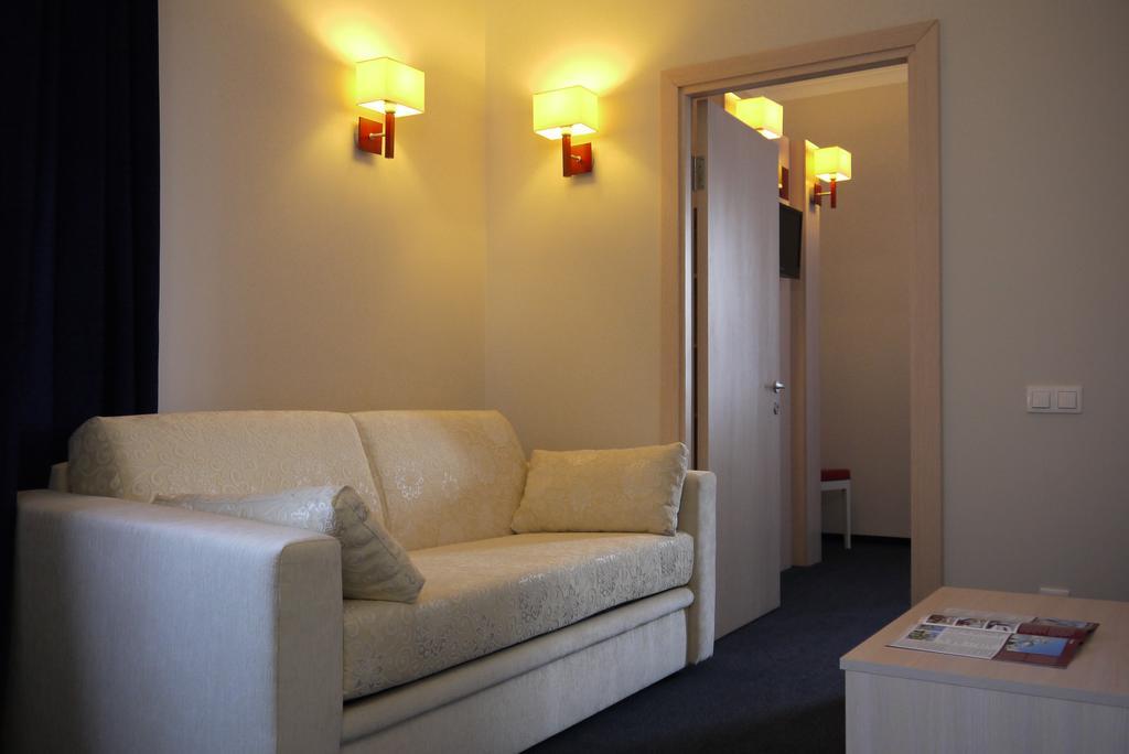 Optima Pochayiv Hotel Pochaiv Bilik gambar